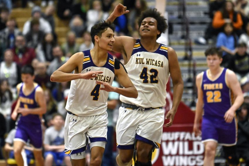 Lower Brule outlasts White River for return trip to state championship 