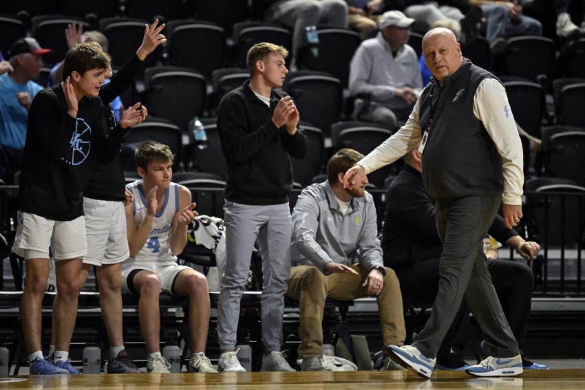 Easton Neuendorf returns as Hamlin assistant under father Todd