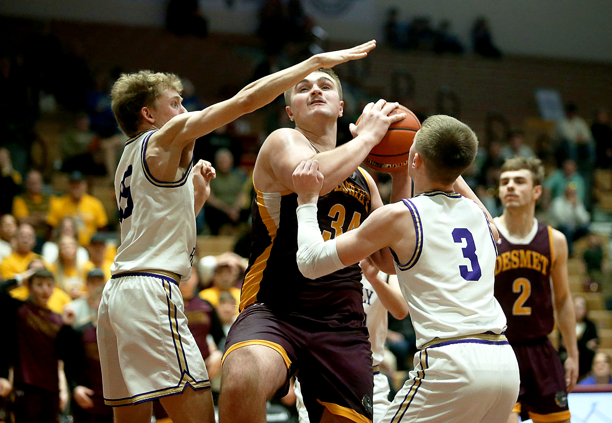 PHOTO GALLERY: Boys State B - De Smet vs Sully Buttes 