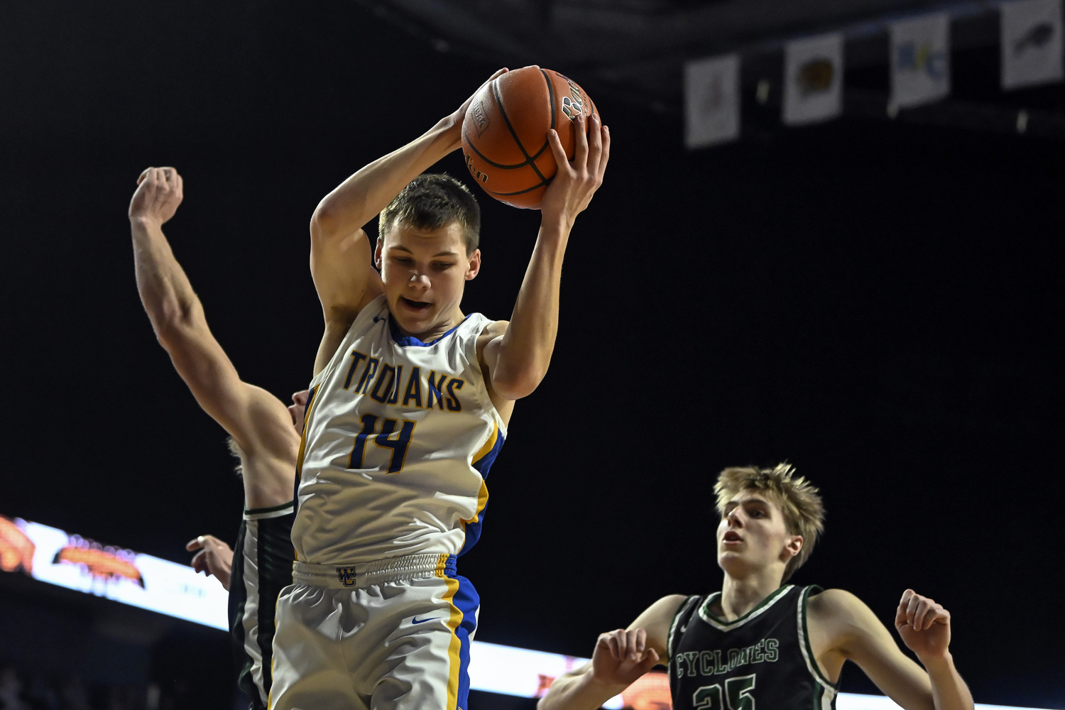 PHOTO GALLERY: State A boys semis - West Central vs Clark/Willow Lake