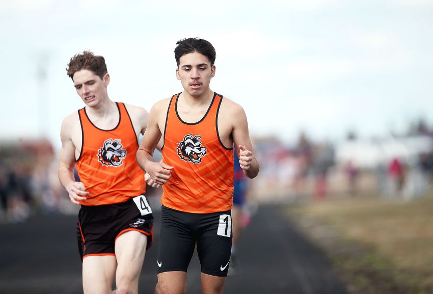 Philip Scotties shine in boys distance events at Harry Weller Invitational 