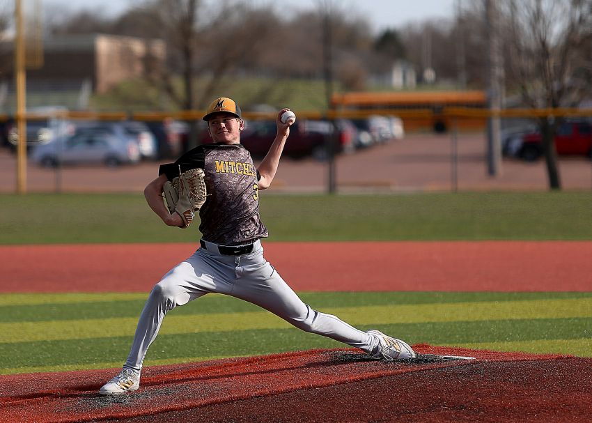 April 16 High School Baseball Roundup - Mitchell sweeps Huron in doubleheader, improves to 7-1