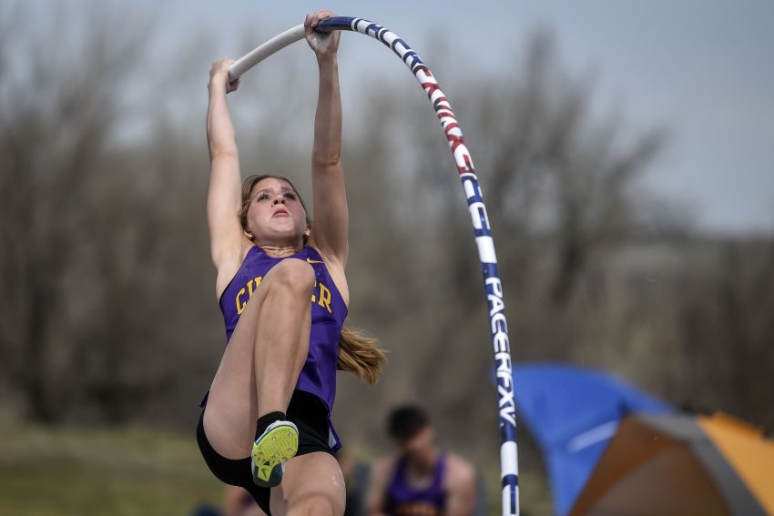 A new Stiefel on top, Custer sisters Tenlee and Kelsey Stiefel still in top form atop girls’ pole vault heading into 2026 season