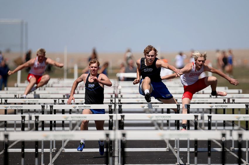 Mount Vernon/Plankinton boys, Corsica-Stickney girls claim titles at Jaguar Invitational 