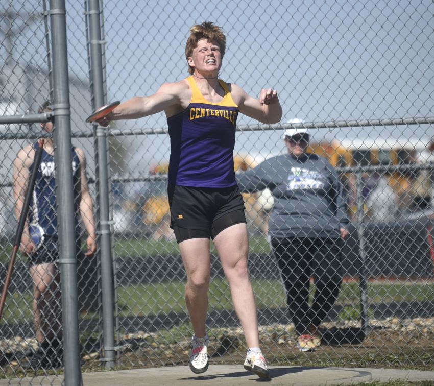 Class B Boys Track and Field Leaders - Centerville's Alec Austin headlines crowded field of discus throwers 