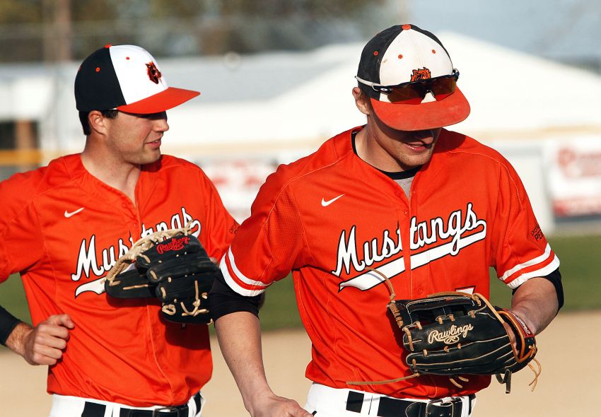 Mount Vernon, Flandreau move on 