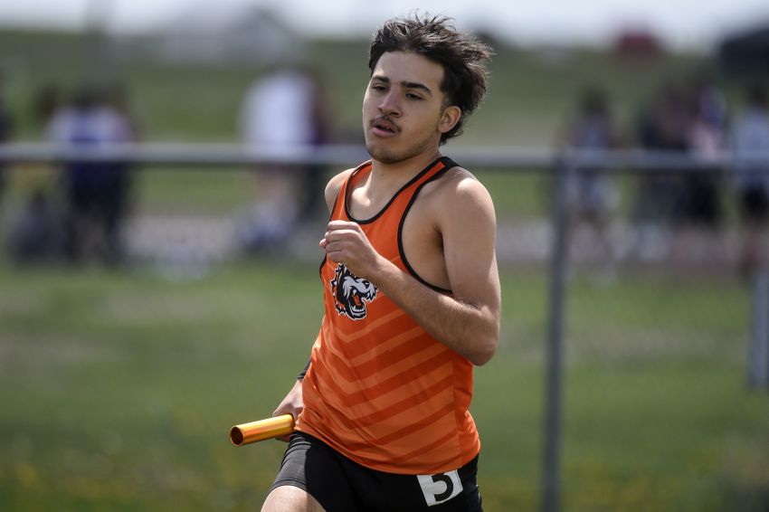 Philip boys, Wall girls win Western Great Plains Conference titles 