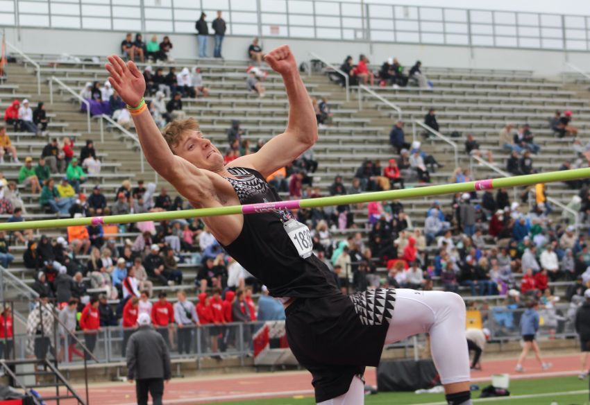 Sanborn Central/Woonsocket's Jeffery Boschee claims third straight Class A high jump title 