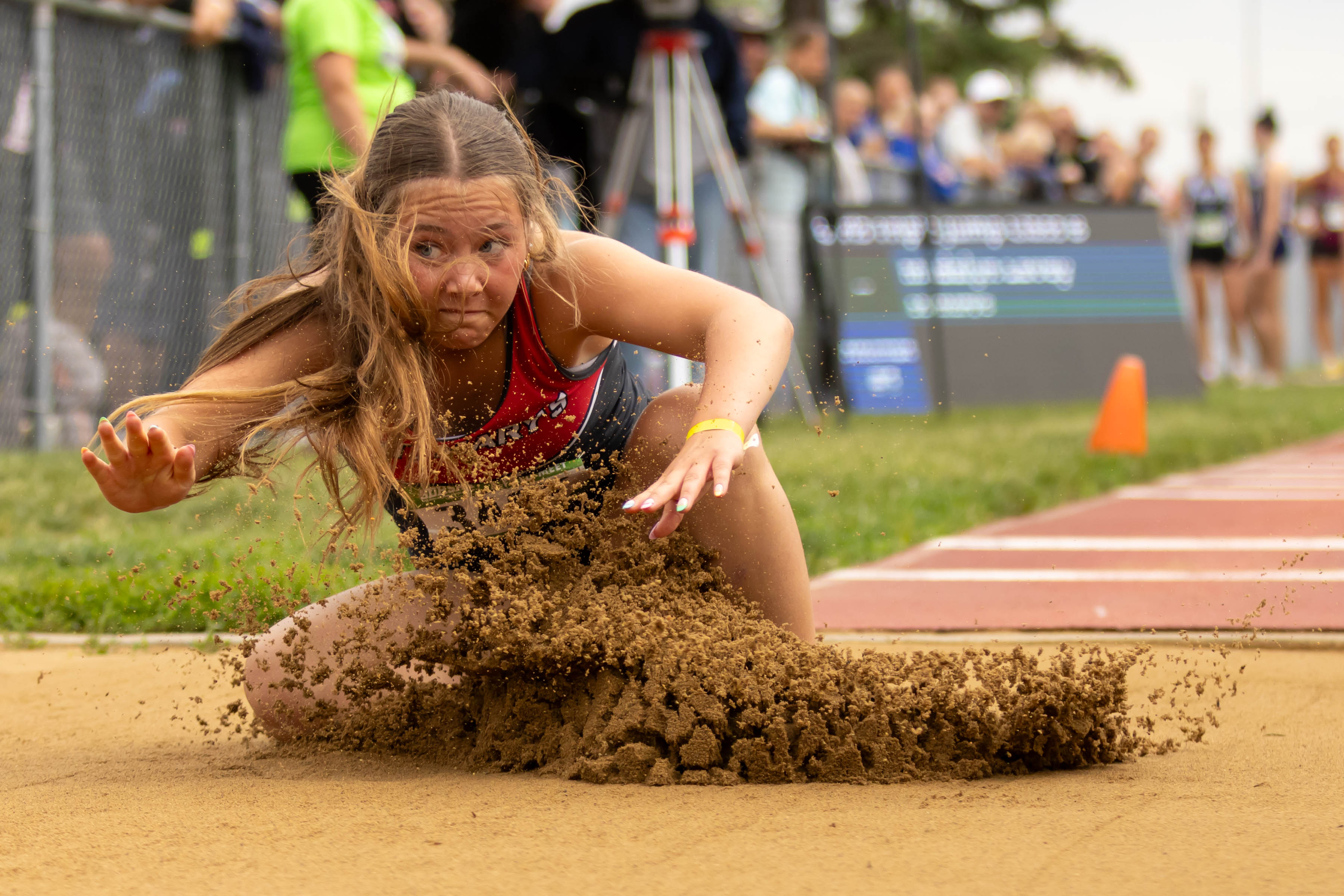 PHOTO GALLERY: Jon Akre's Day 3 State Track and Field Photos