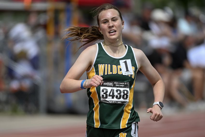 Northwestern's Ella Boekelheide wins three distance races at Class B state track
