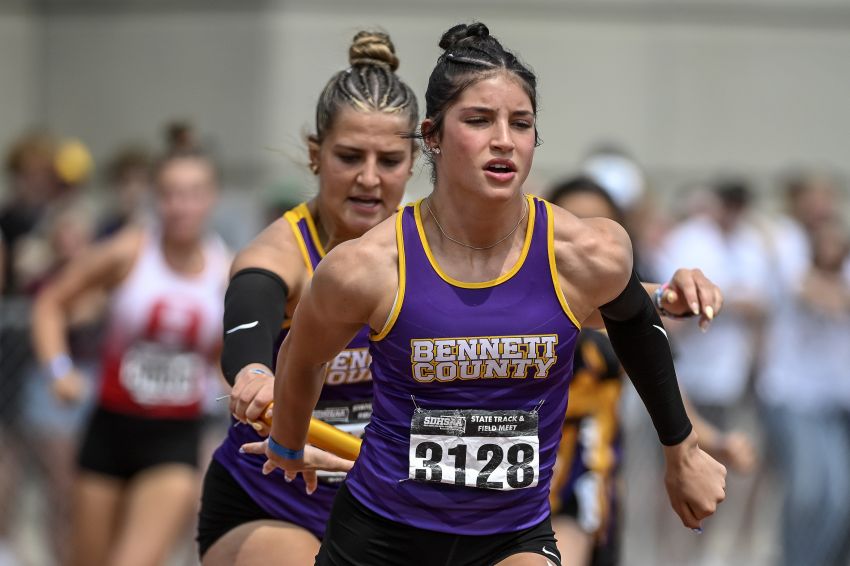 South Dakota sportswriters association releases 2025 award winners