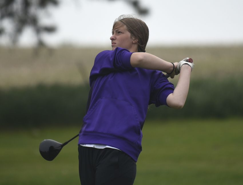 Selby Area’s Taryn Hettick, Faulkton Area’s Henry Bossly claim titles at Gettysburg Invitational 