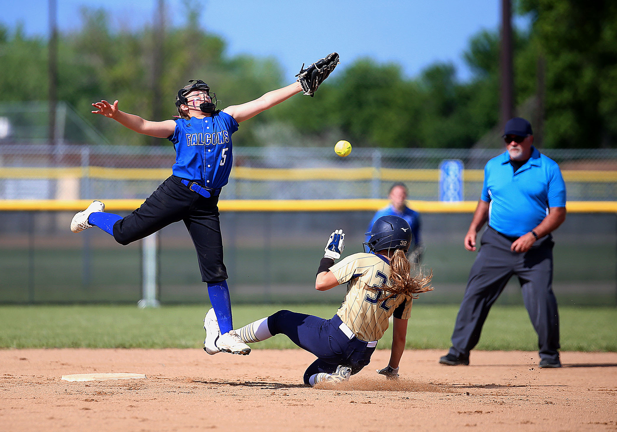 PHOTO GALLERY: State B Softball - Florence-Henry vs Gayville-Volin 