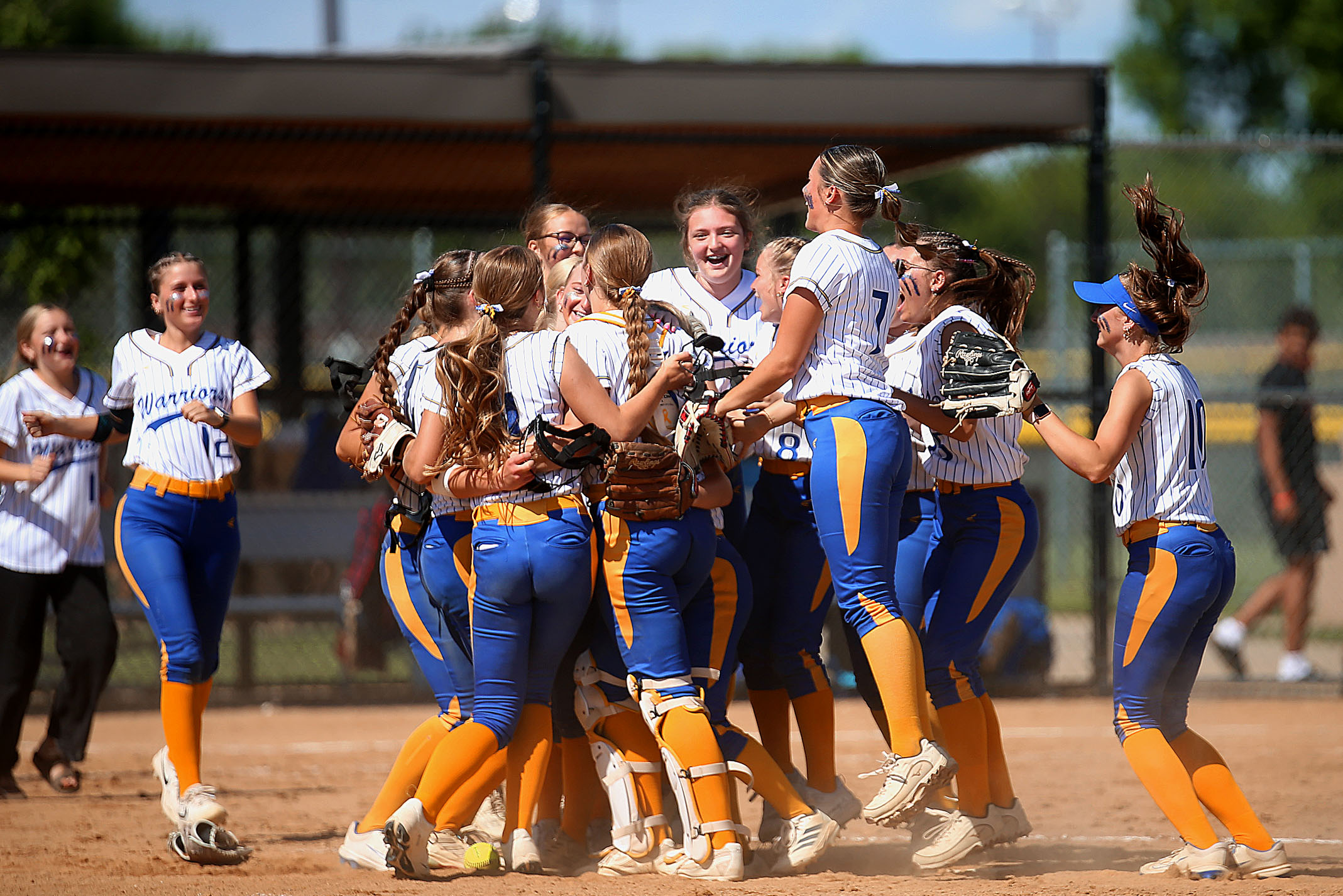 PHOTO GALLERY: State B Softball Semifinal  - Hanson vs Castlewood 