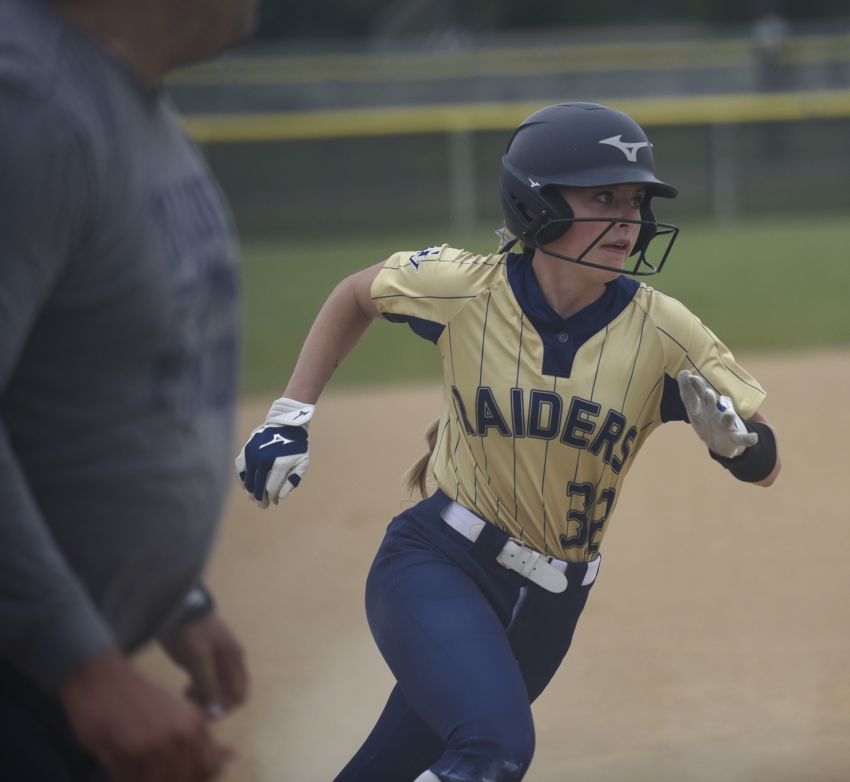 June 5 State B Softball Roundup - No. 6 Gayville-Volin tops No. 3 Castlewood in first-round action