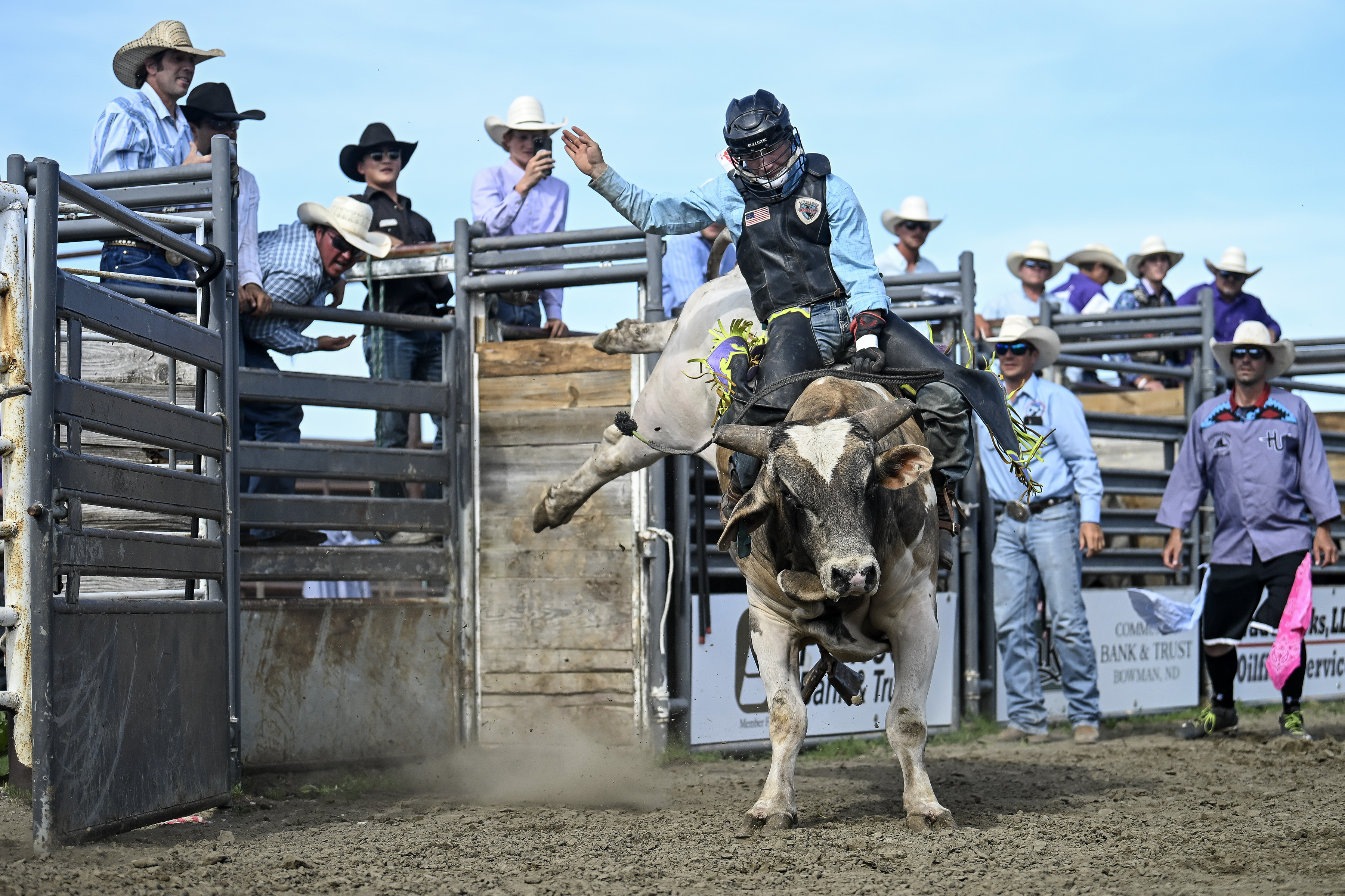 PHOTO GALLERY: Action from the Northwest Region SDHSRA rodeo
