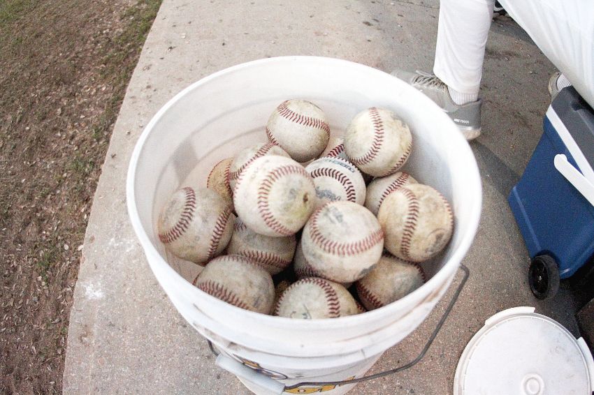 July 30 Class B Legion Roundup - Dell Rapids holds off Redfield in battle of unbeatens 