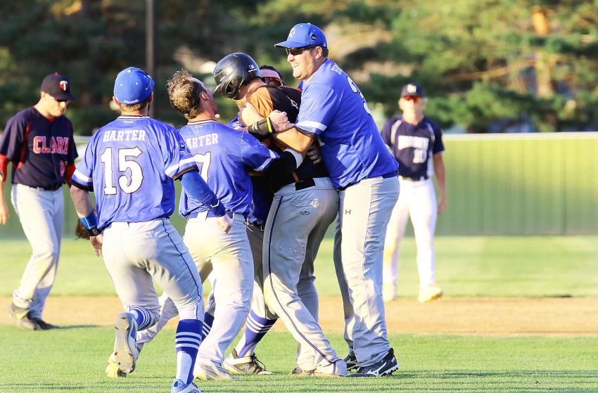 Bamberg's walk-off hit propels Winner/Colome past Lake Norden 