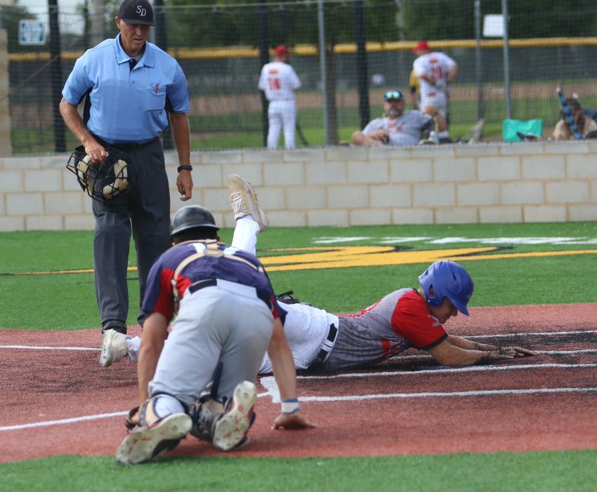 Aug. 11 Class A Amateur Baseball Roundup - Sioux Falls Flying Squirrels eliminate Aberdeen Circus Sports Bar 