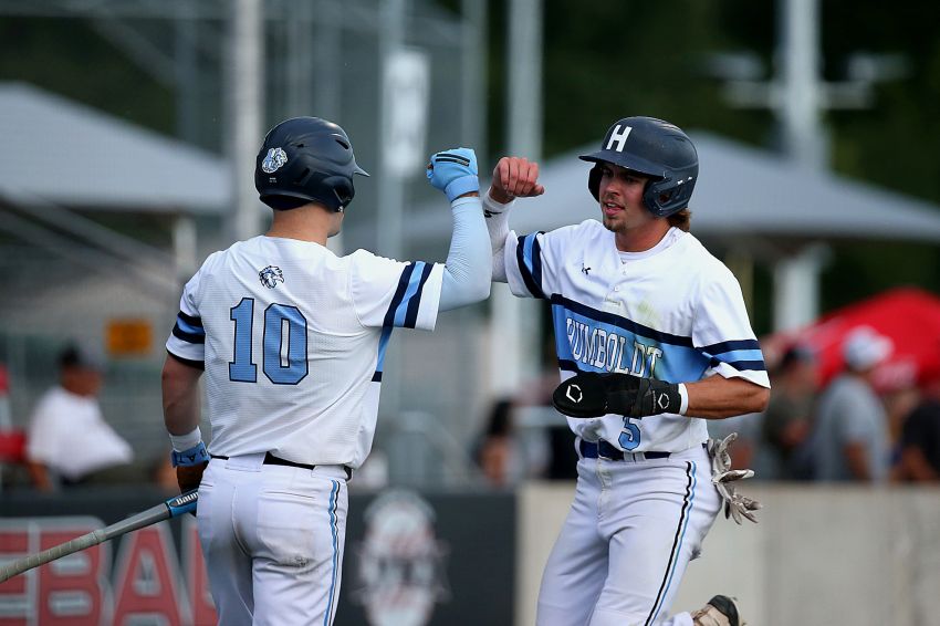 Six-run inning separates Hartford/Humboldt from Tabor, sends Gamecocks into state quarterfinals