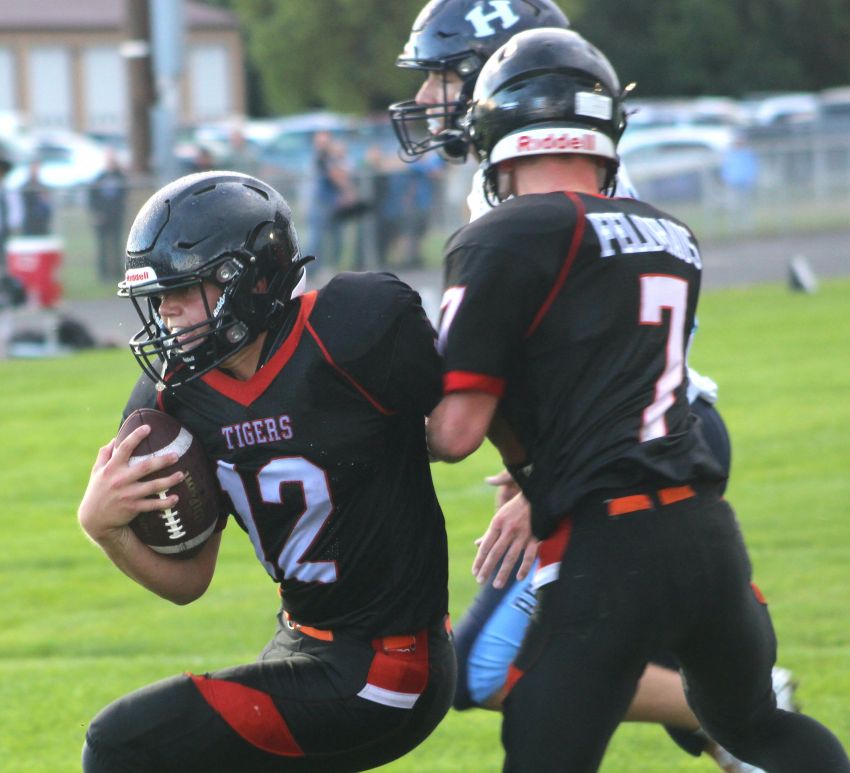 Week of Aug. 17 Football Games to Watch - Hanson hosts Howard in Cornbelt Conference tilt