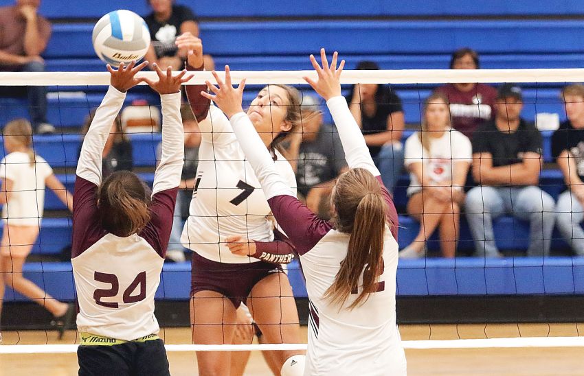 Aug. 23 Volleyball Roundup - Platte-Geddes, Hanson go undefeated during Day 1 of Hanson Early Bird
