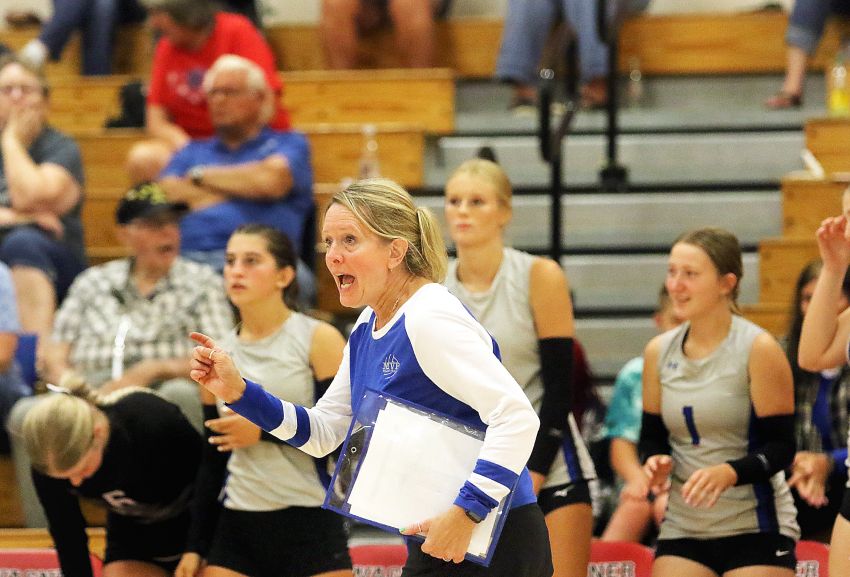 Mount Vernon/Plankinton volleyball coach Darcy Deinert captures 500th career win 