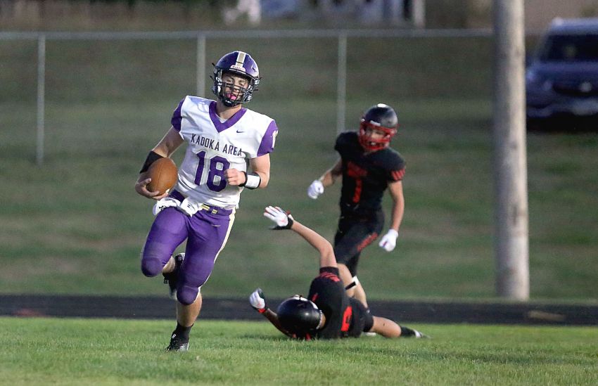 Aug. 30 Football Roundup - Kole Hermann, Garrett Herman power Kadoka Area past Lyman 
