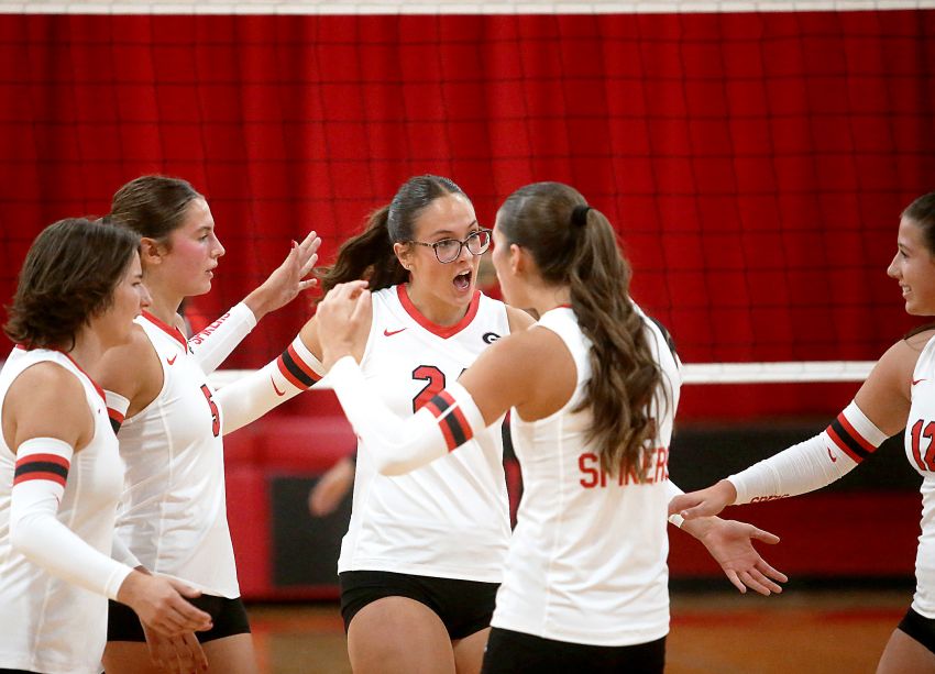 Sept. 4 Volleyball Roundup - Gregory outlasts Lyman in five-set thriller 