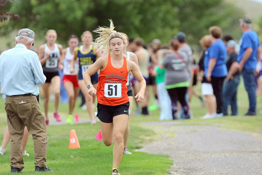 Heidi Olson and Pierce Baumberger win CSDC cross-country titles