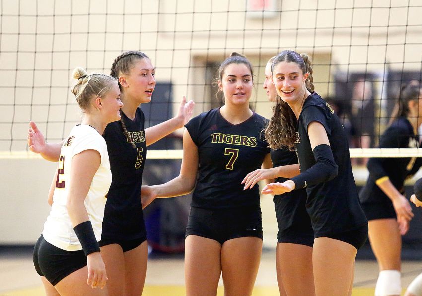 Harrisburg volleyball cracks MaxPreps top-25 ranking