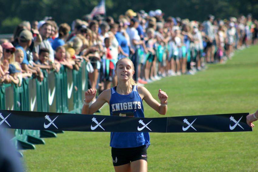 O'Gorman's Libby Castelli, Sioux Falls Lincoln boys perform well at Roy Griak cross-country invitational