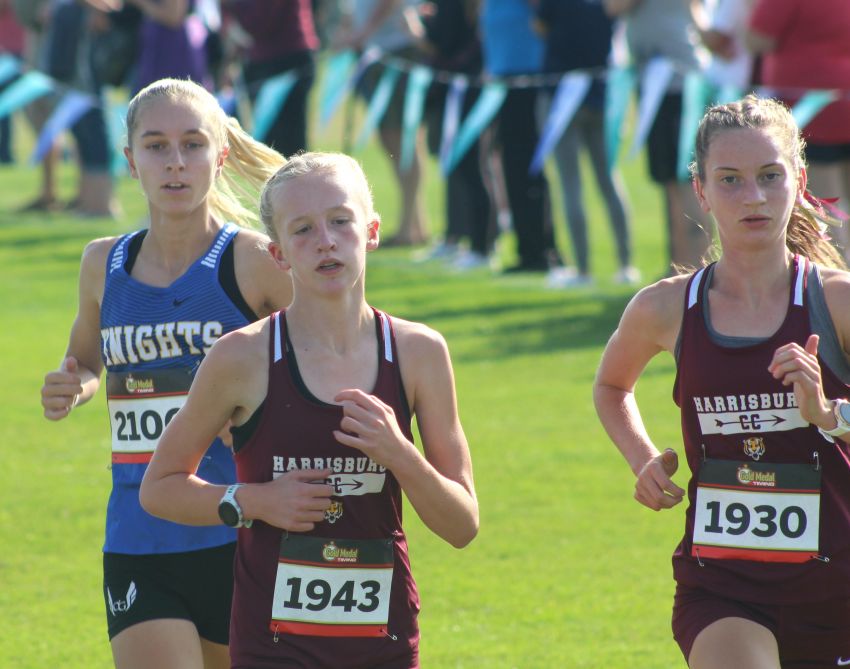 Harrisburg girls, Brookings boys win team titles at Watoma cross-country meet