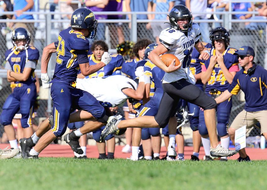 Sept. 17 Football Roundup - Titans tally 552 total yards in win over Rapid City Christian 