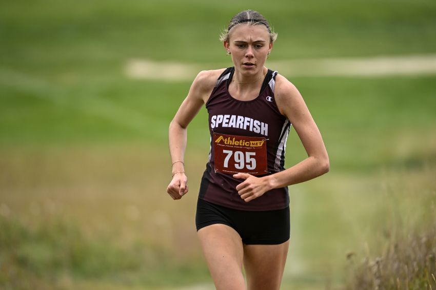 Spearfish’s Kori Keil, Belle Fourche’s Lennon Clarkson win titles at Eldon Knudson Invitational