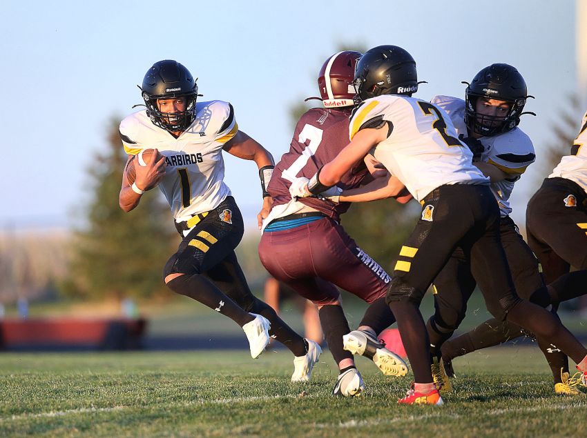 Football Games to Watch - Wolsey-Wessington travels to Parkston for battle of undefeated nine-man foes 