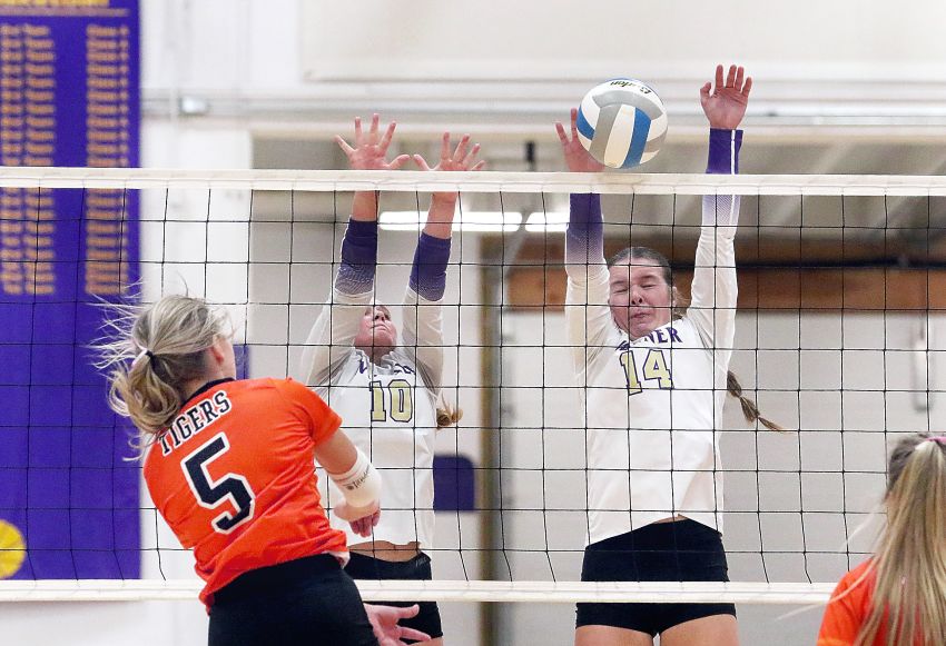 Thursday, Oct. 5 Volleyball Scores 