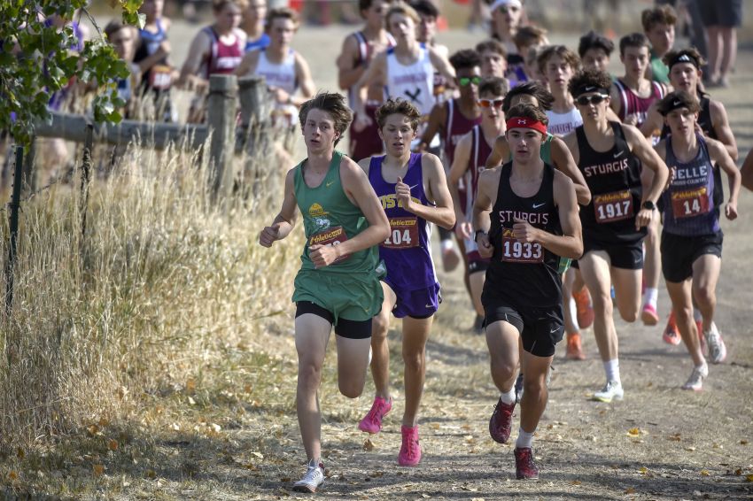 Hill City's Tate Grabow, Spearfish's Peyton VanDeest claim Black Hills Conference cross-country titles