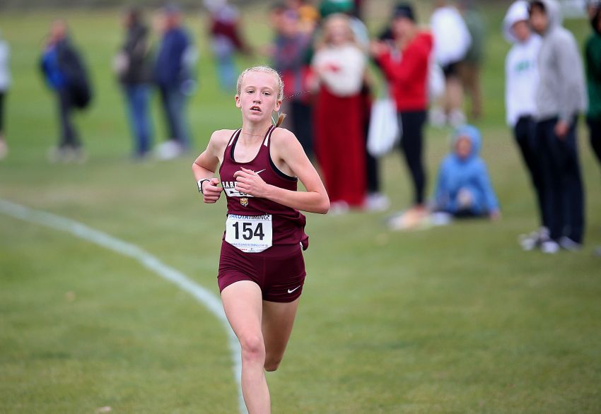 Harrisburg’s Brianna Reilly, Brandon Valley’s Mikah Peters capture individual titles at Metro Conference championships