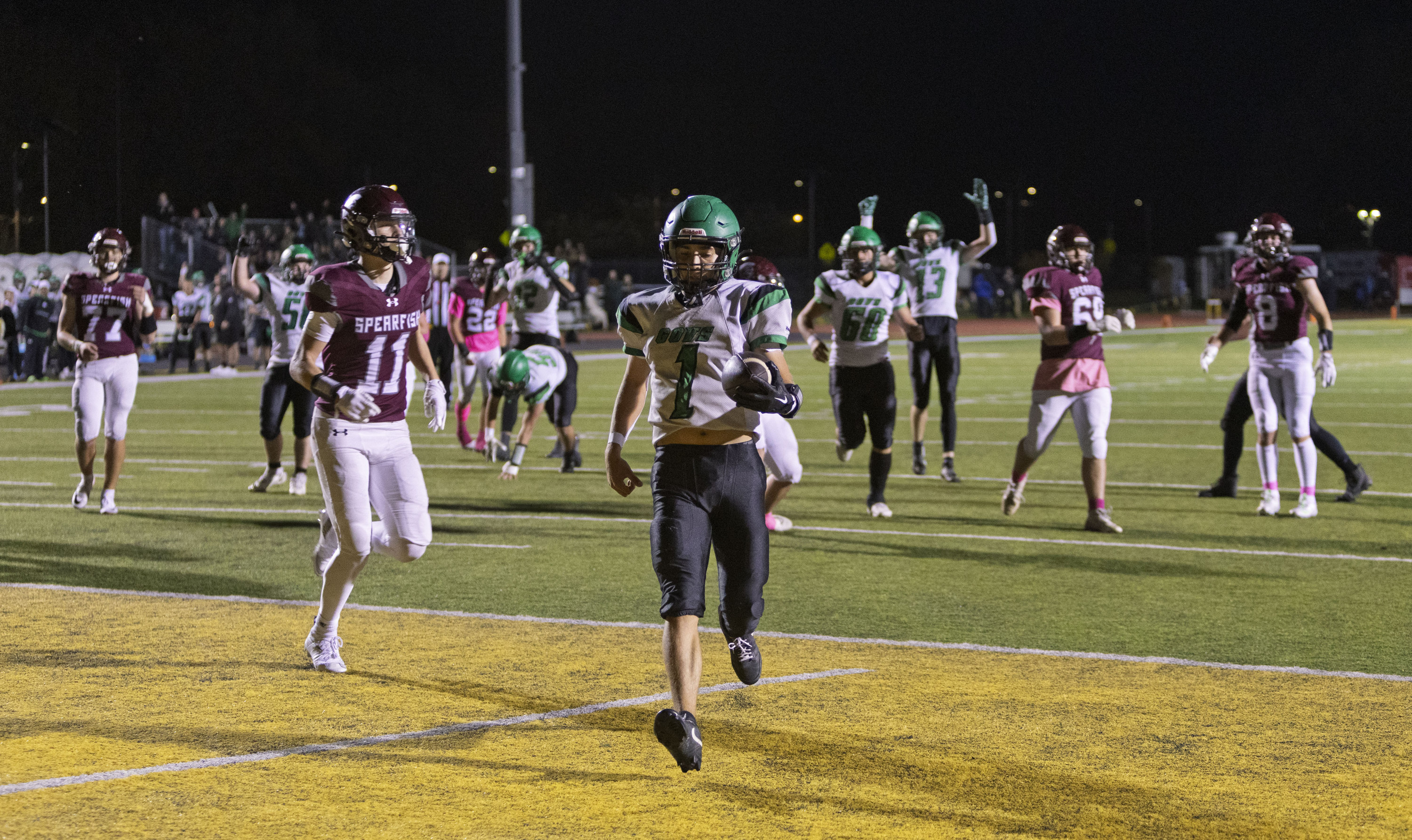 PHOTO GALLERY: Pierre at Spearfish football