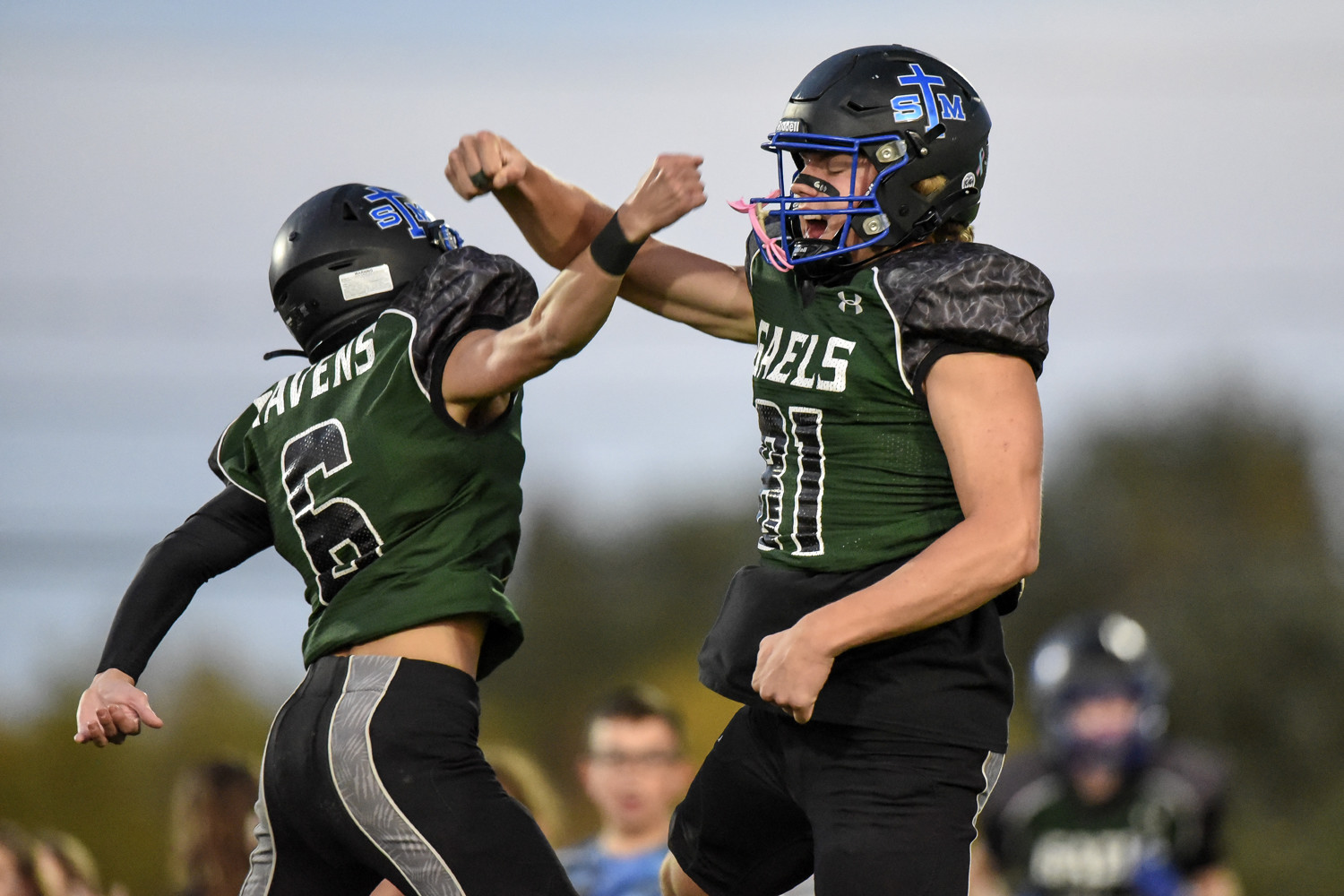 PHOTO GALLERY: Lead-Deadwood at St. Thomas More football