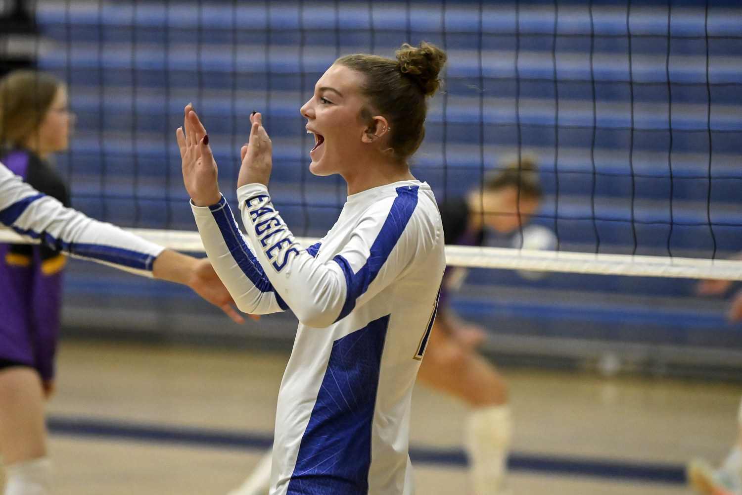 PHOTO GALLERY: Douglas Invite: Wall vs New Underwood