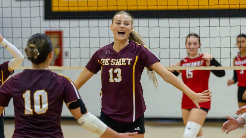 De Smet’s Hazel Luethmers named Dakota Valley Conference volleyball MVP 
