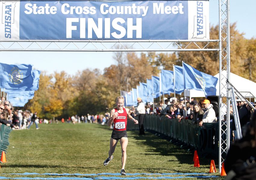 Chester's Emery Larson wins second straight Class B girls cross-country title 