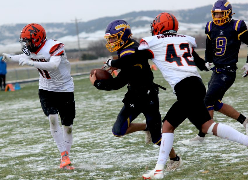 Oct. 28 Football Roundup - Lane Gray tosses 3 touchdowns, Lower Brule advances to All-Nations finals 