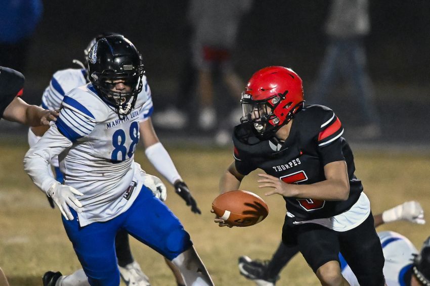 All-Nations Football Conference Recap - Marvin Richard III returns to gridiron, powers Pine Ridge to homecoming victory 