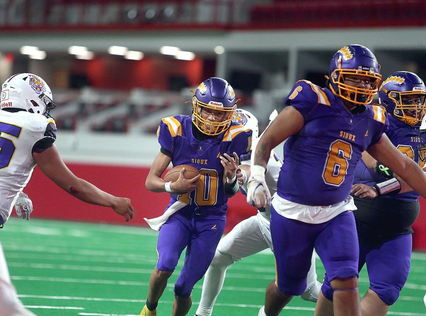 All-Nations Football Conference Preview - Lower Brule is gunning for a four-peat, moves up to Class 9A this season 