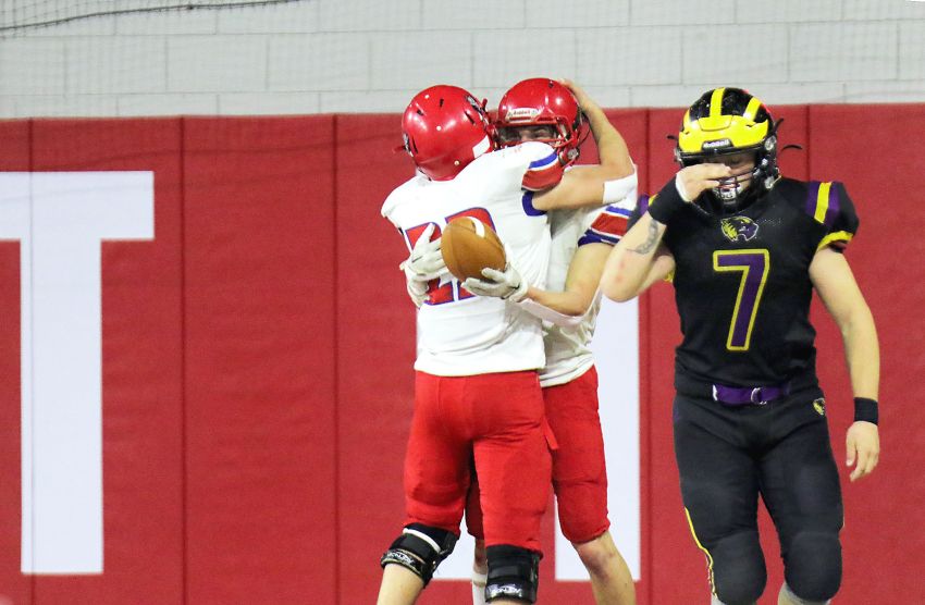 Hitchcock-Tulare hoists Class 9B state championship 