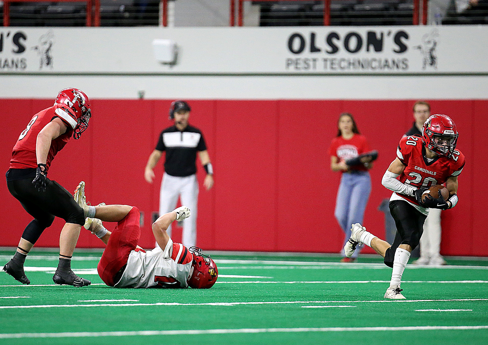 PHOTO GALLERY: - Rodney Haas' 9B Championship - Avon vs Dell Rapids St. Mary's 