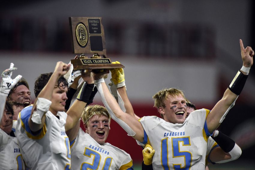 First half surge pushes Hamlin over Parkston for Class 9AA championship